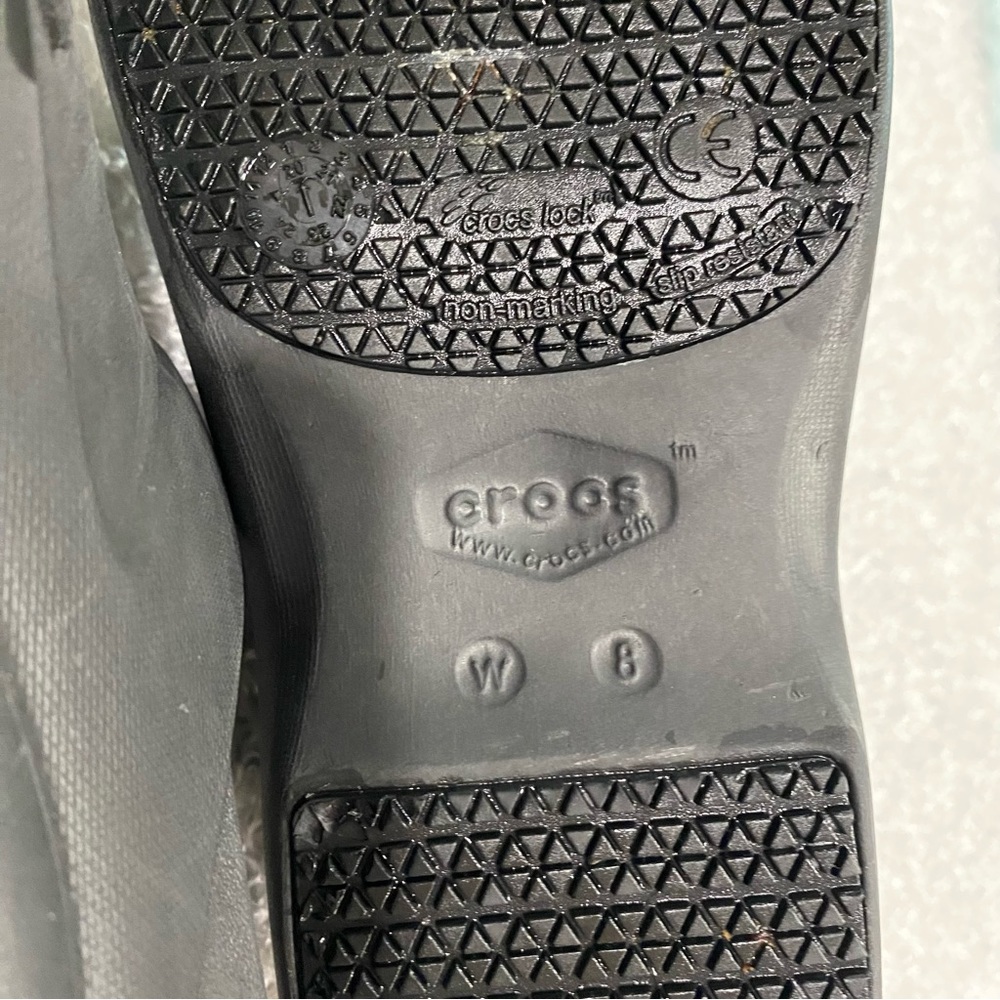 CROCS Ladies Size 8 Matte Black Neria Pro Clogs - Picture 7 of 11